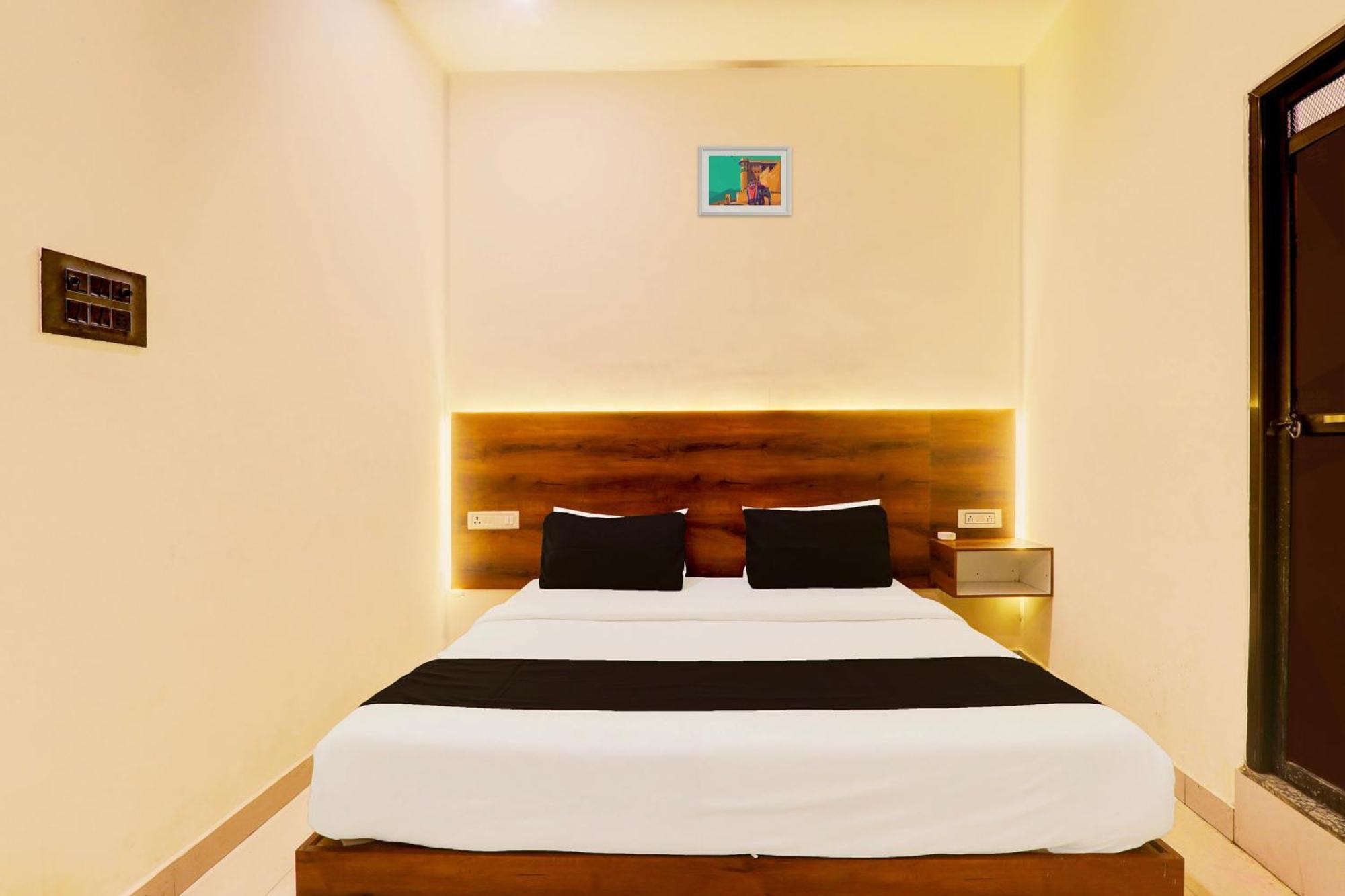 Hotel O Sr Grand Gorakhpur Exterior foto