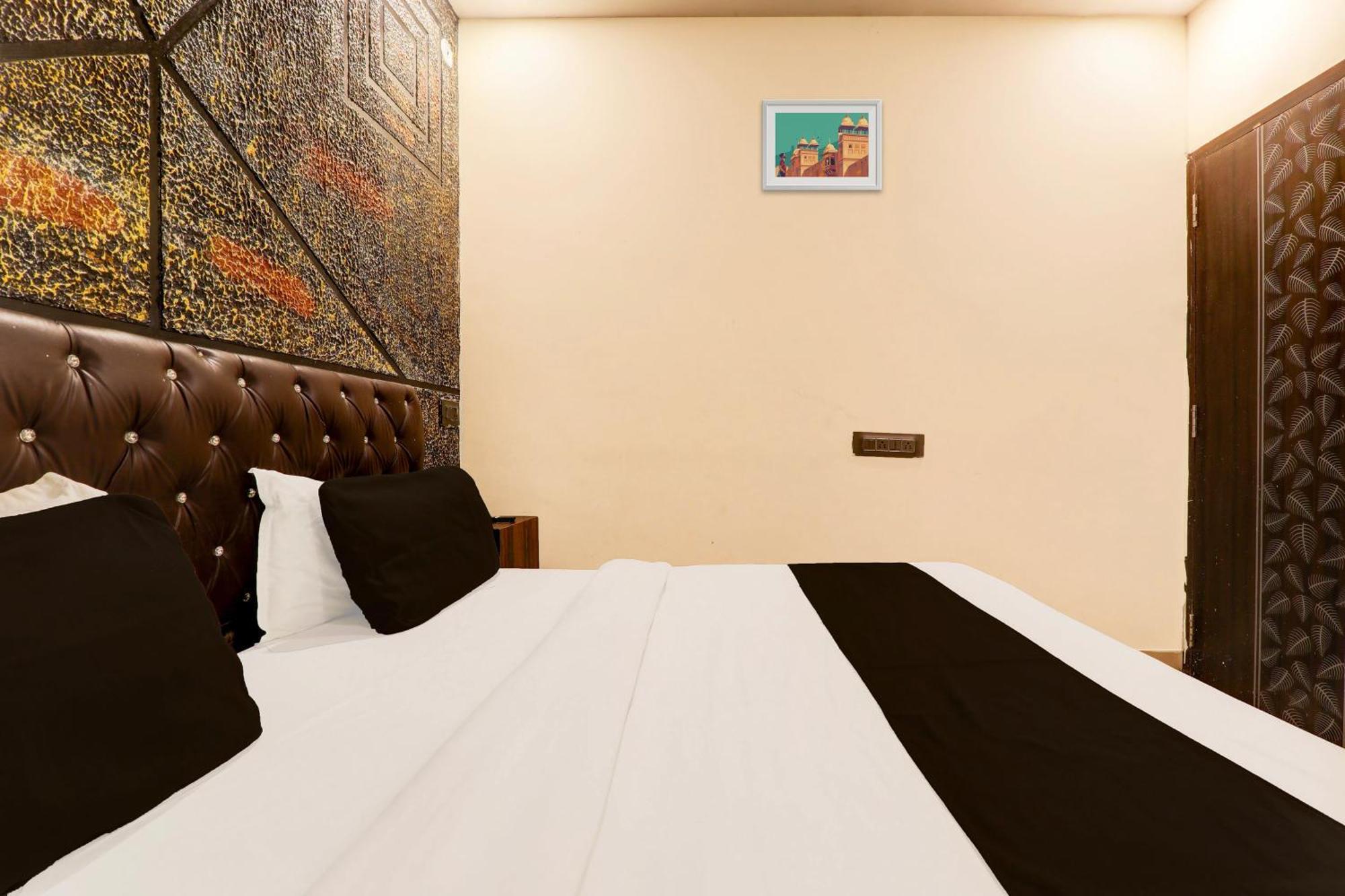 Hotel O Sr Grand Gorakhpur Exterior foto